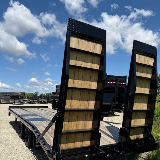 Kraftsman 102 x 25 Bumper Pull Flatbed Trailer - SKU 003605 - Image 3