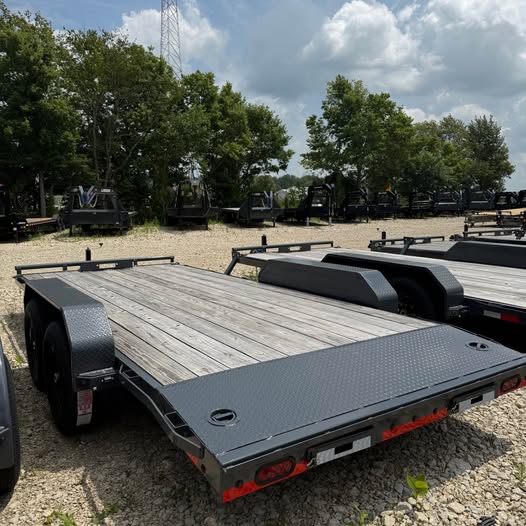 Lamar 83 x 18 Car Hauler - SKU 132113 - Image 2
