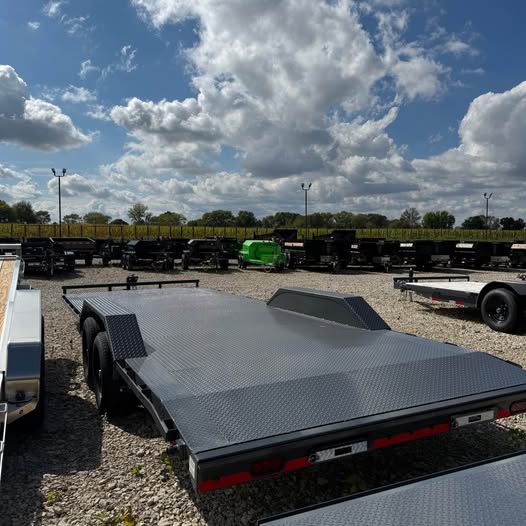 Lamar 102 x 24 Car Hauler - SKU 141847 - Image 2