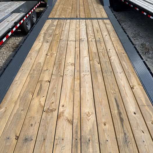 Lamar 102 x 40 Fender Equipment Trailer - SKU 146620 - Image 2