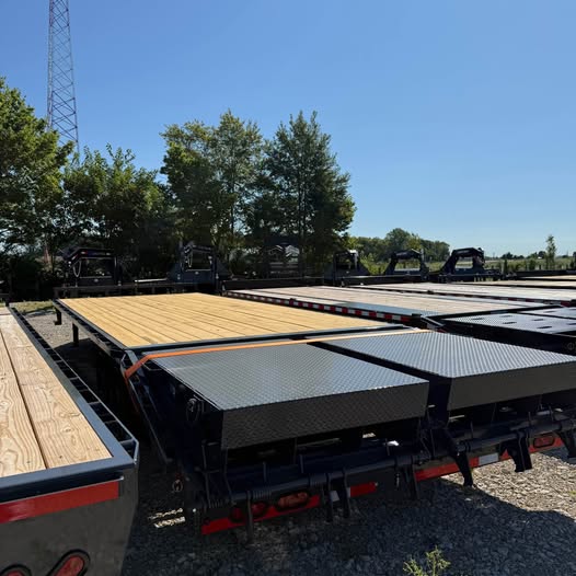 Lamar 102 x 25 Bumper Pull Flatbed Trailer - SKU 146397 - Image 2