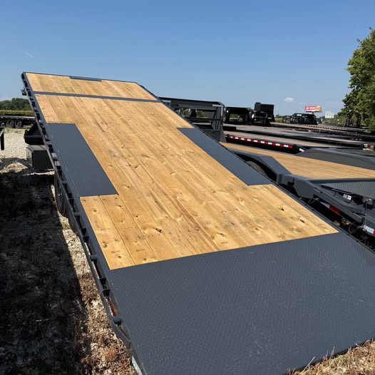 Lamar 102 x 24 Full Deckover Tilt Trailer - SKU 147072 - Image 2