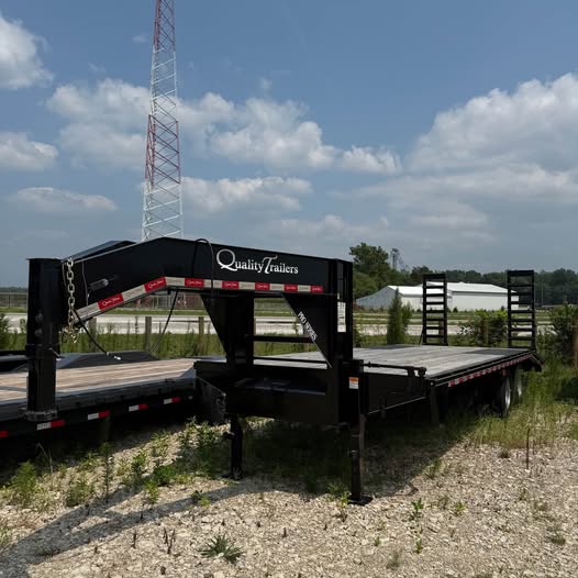 Quality 101.5x25 Gooseneck Flatbed Trailer - SKU 002877