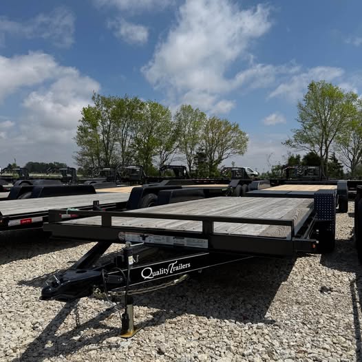 Quality 82x18 Car Hauler - SKU 000152