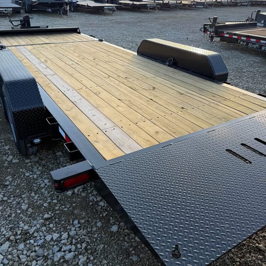 Sure Trac 82 x 20 Split Tilt Equipment Trailer - SKU 460377 - Image 2