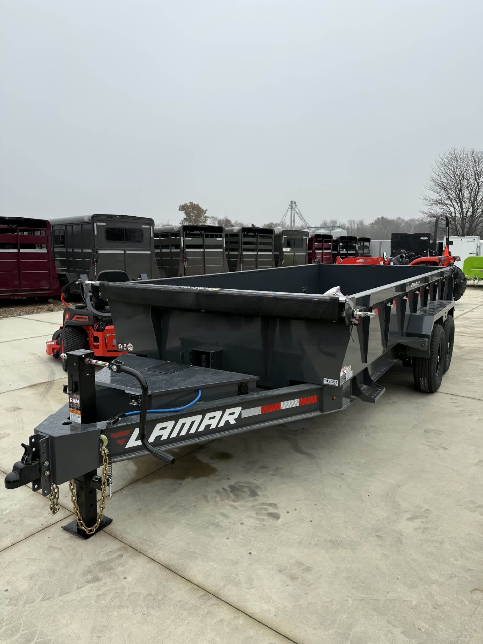 Lamar 83 x 16 Dump Trailer - SKU 149381