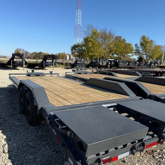 Lamar 102 x 22 Fender Equipment Trailer - SKU 147377 - Image 2