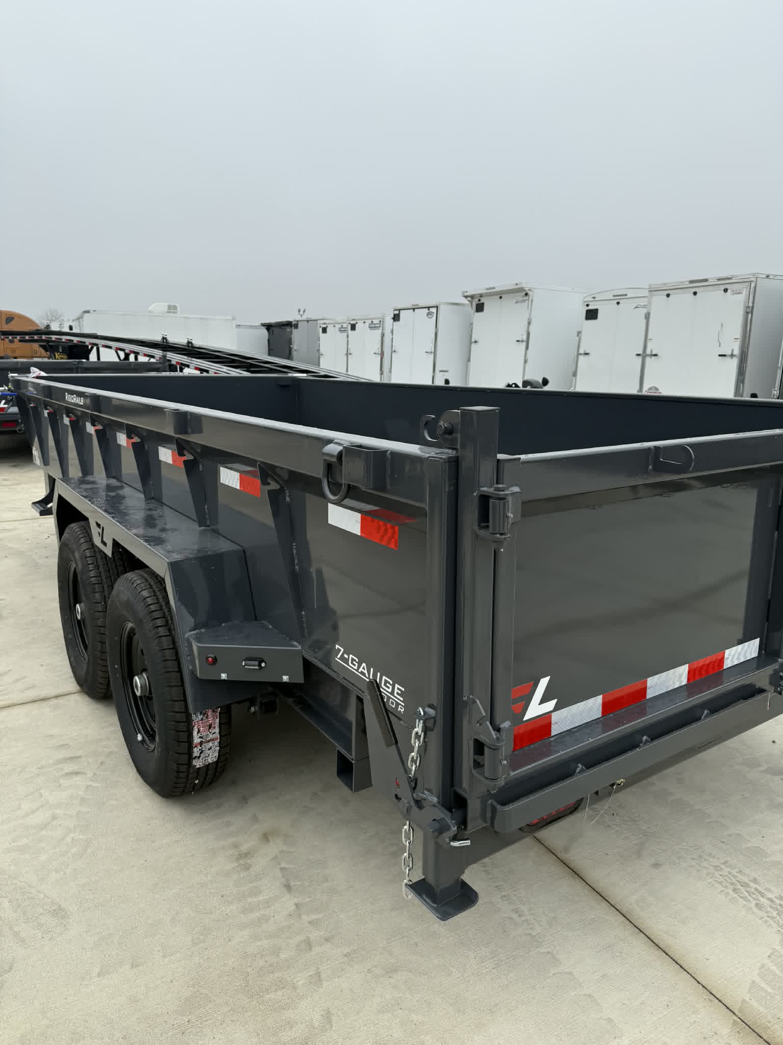 Lamar 83 x 16 Dump Trailer - SKU 149381 - Image 3