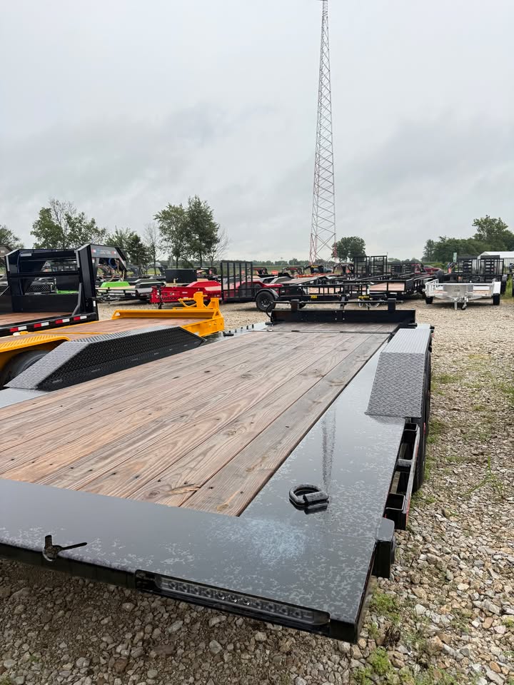 Load Trail 102 x 20 Split Tilt Equipment Trailer - SKU 375195 - Image 4