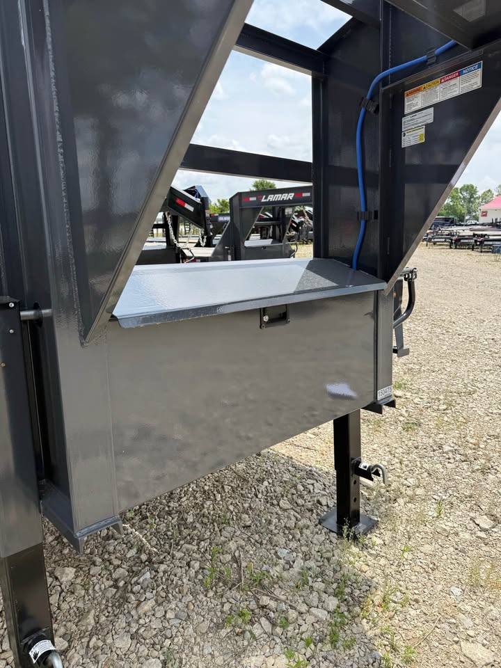 Lamar 102 x 40 Gooseneck Flatbed Trailer - SKU 150475 - Image 9