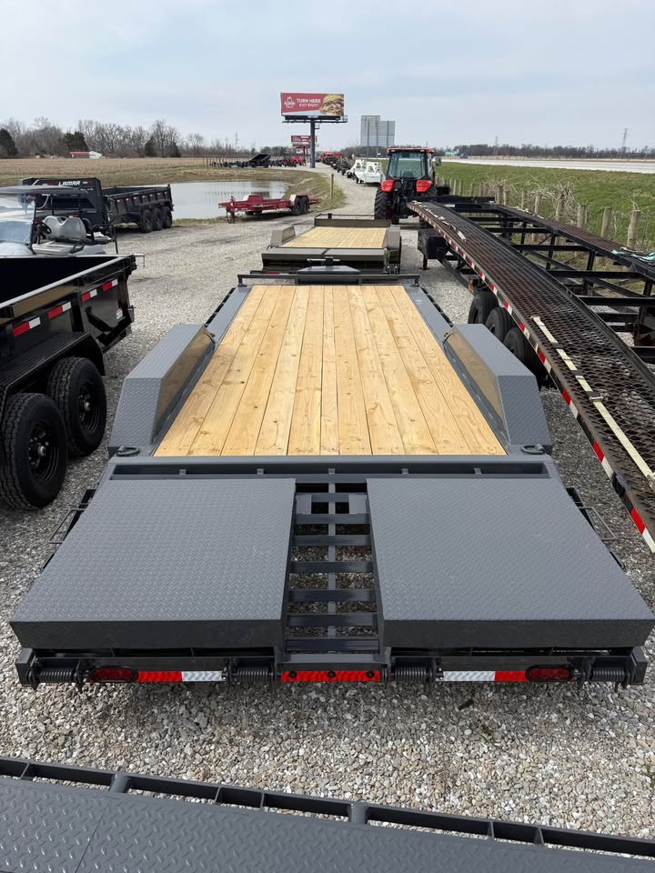 Lamar 102 x 22 Fender Equipment Trailer - SKU 152785 - Image 4