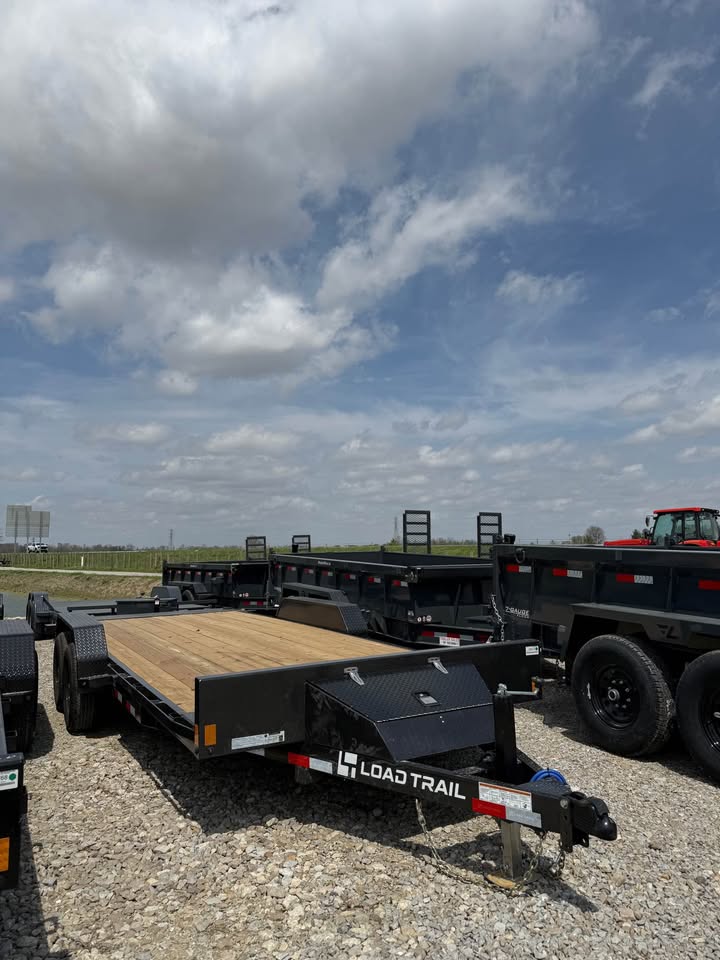 Load Trail 83 x 20 Full Fender Tilt Trailer - SKU 382216 - Image 2