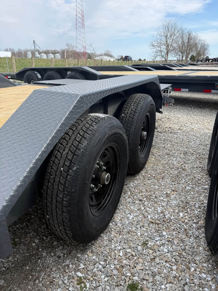 Lamar 102 x 22 Fender Equipment Trailer - SKU 152785 - Image 8