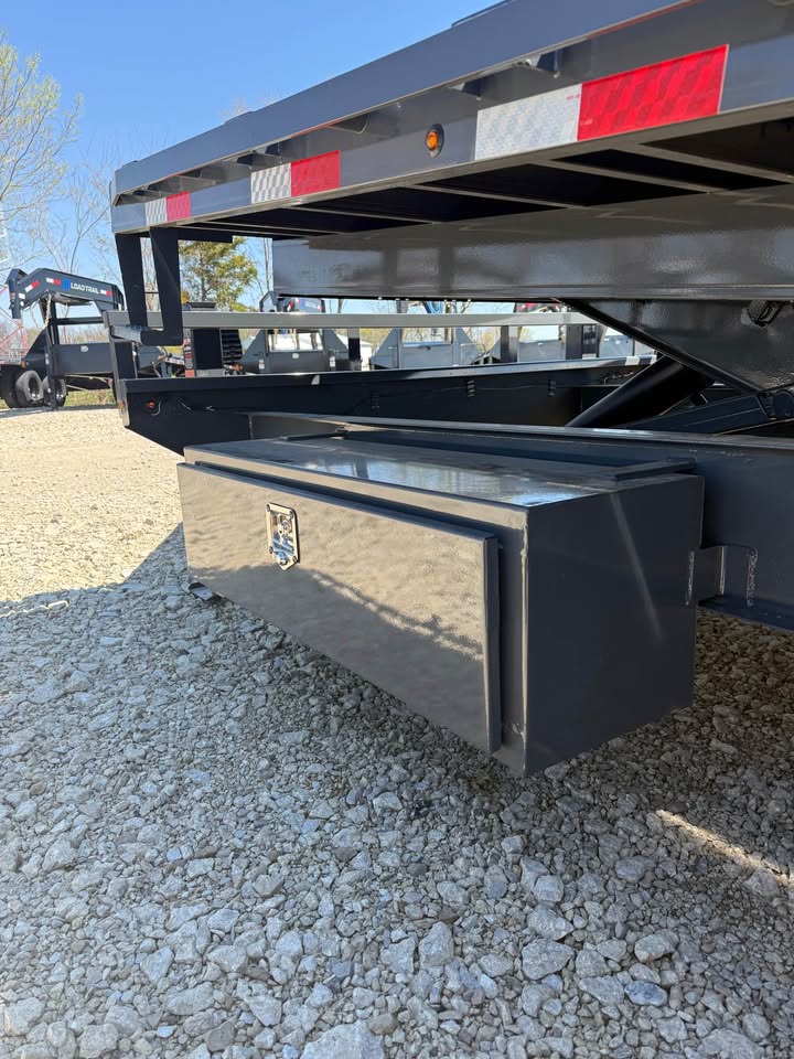 Lamar 102 x 26 Full Deckover Tilt Trailer - SKU 153105 - Image 9