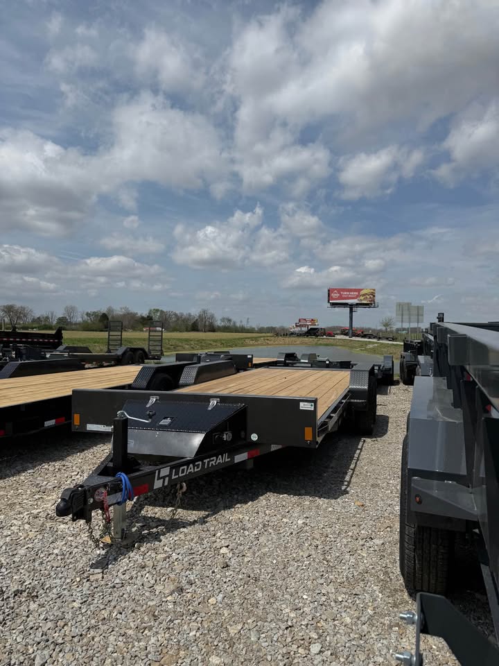 Load Trail 83 x 20 Full Fender Tilt Trailer - SKU 382216