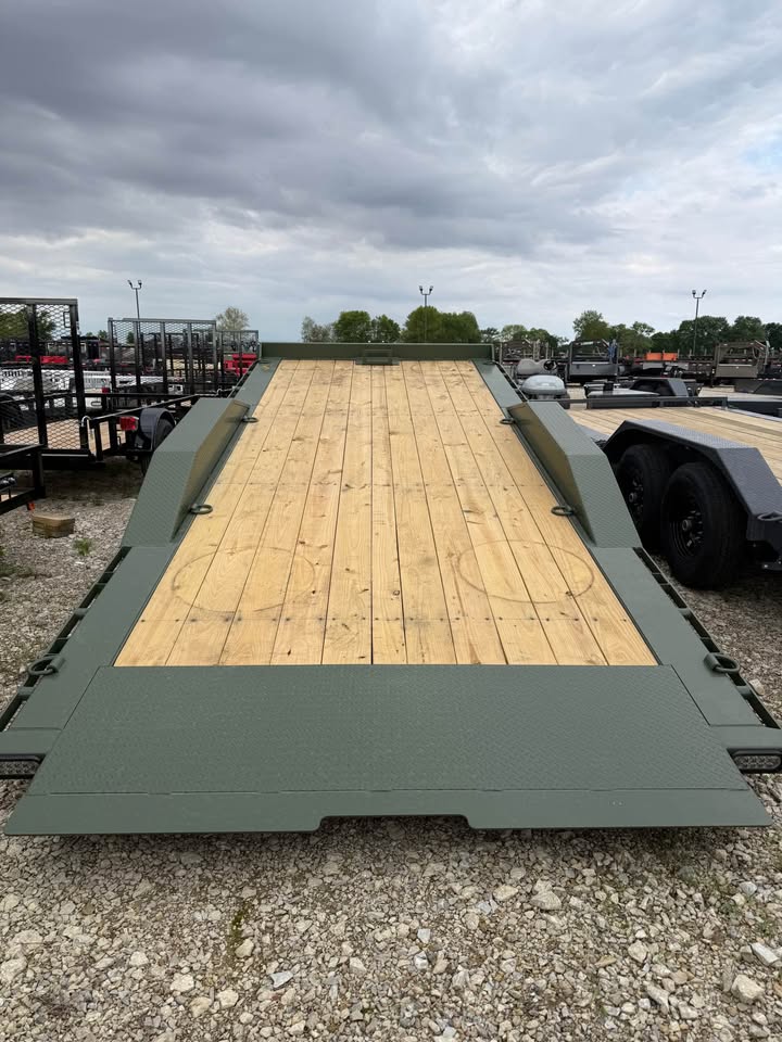 MAXX-D 102 x 20 Full Fender Tilt Trailer - SKU 143108 - Image 4