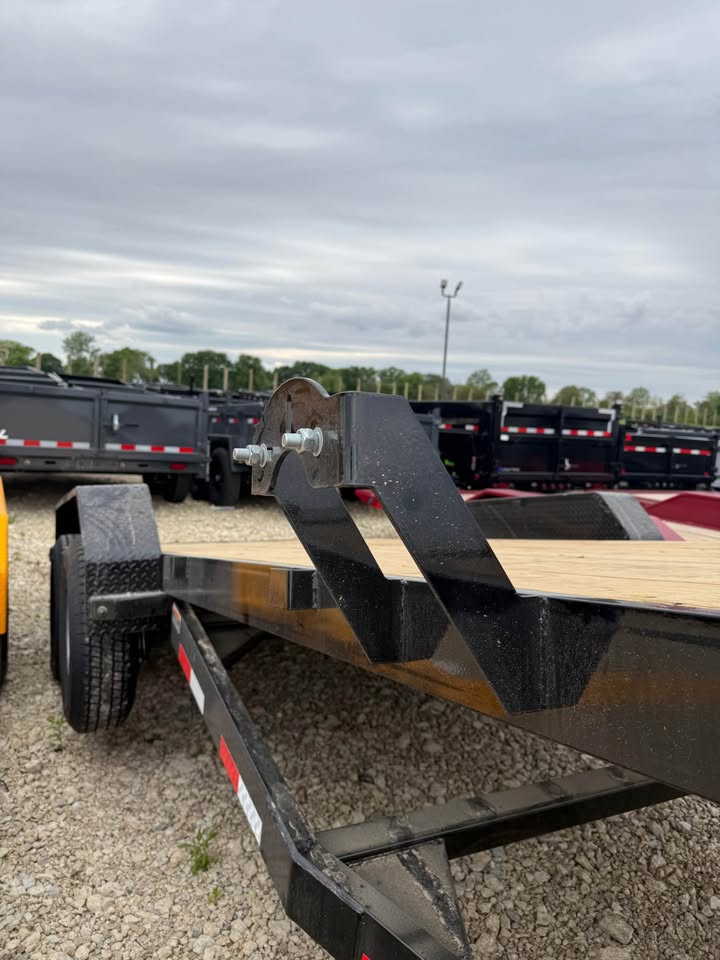Load Trail 83 x 20 Full Fender Tilt Trailer - SKU 383584 - Image 8