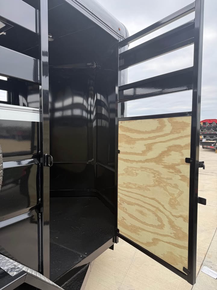 Valley Trailers 72 x 12 Stock Trailer - SKU 000083 - Image 7