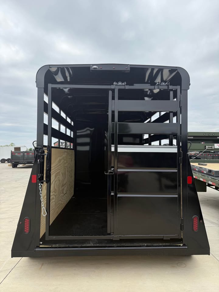 Valley Trailers 72 x 12 Stock Trailer - SKU 000083 - Image 5