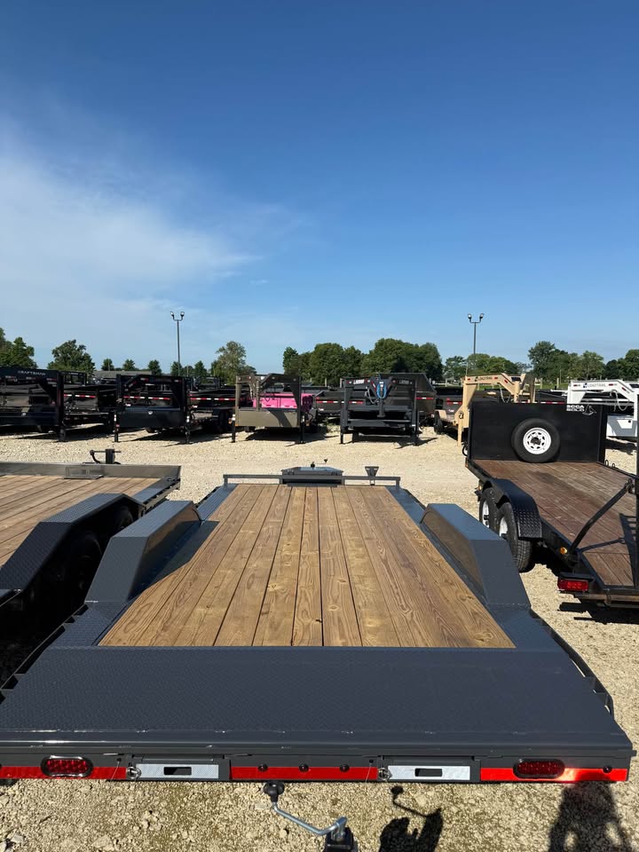Lamar 102 x 20 Car Trailer - SKU 155776 - Image 4