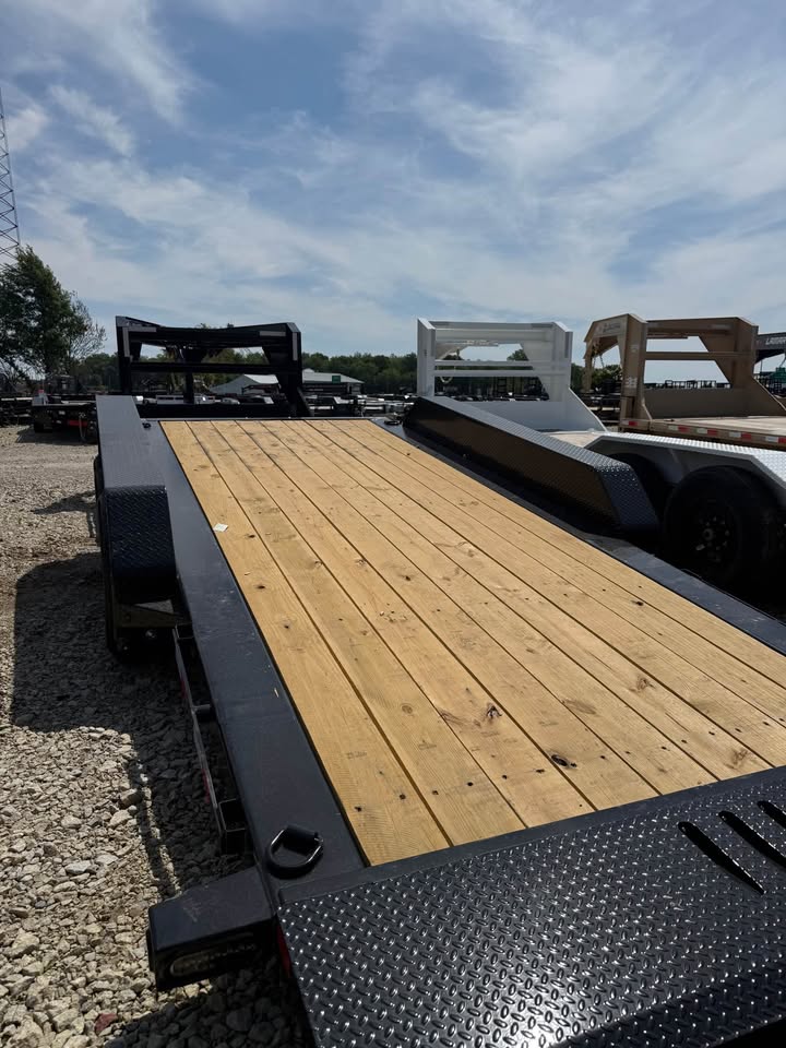 Load Trail 83 x 24 Split Tilt Equipment Trailer - SKU 384723 - Image 4