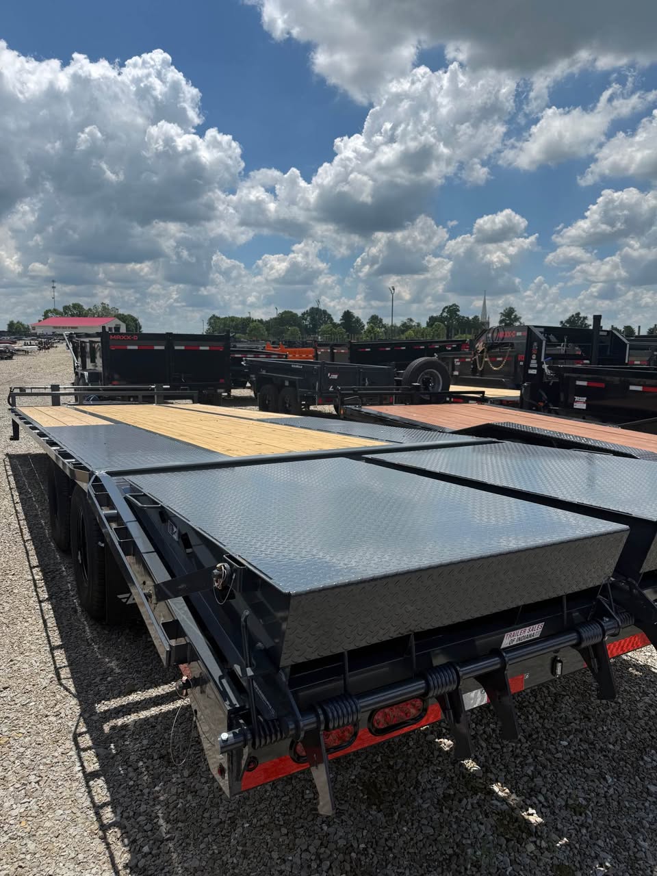 Lamar 102 x 25 Bumper Pull Flatbed Trailer - SKU 156416 - Image 4