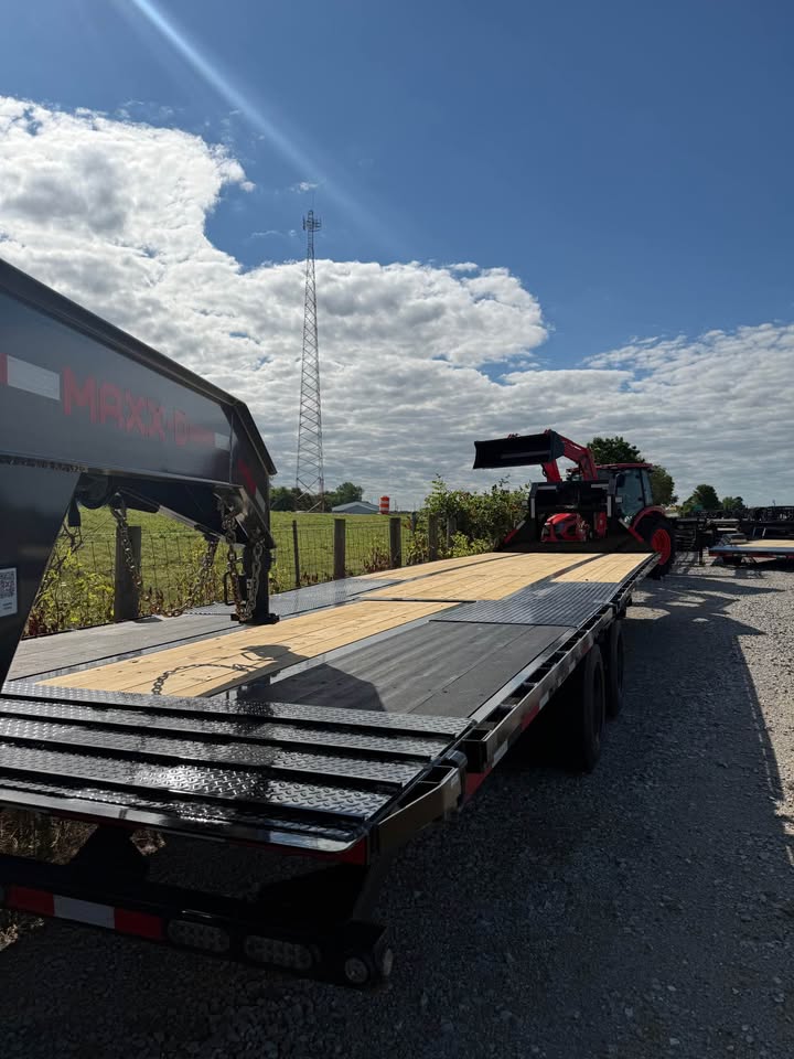 MAXX-D 102 x 34 Gooseneck Flatbed Trailer - SKU 144591 - Image 4