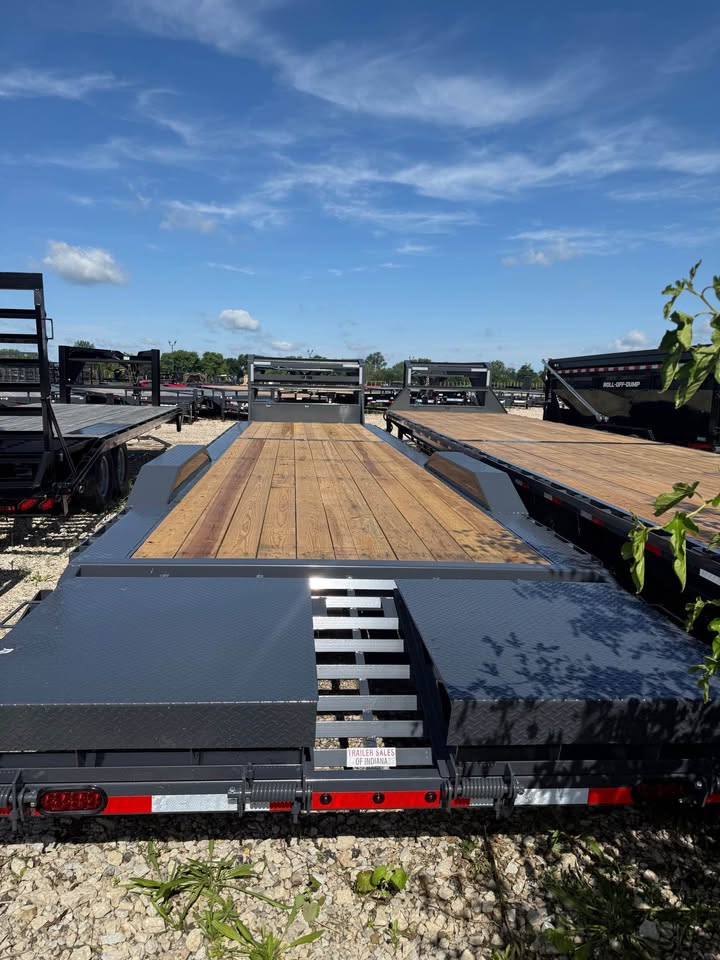 Lamar 102 x 36 Fender Equipment Trailer - SKU 156170 - Image 4