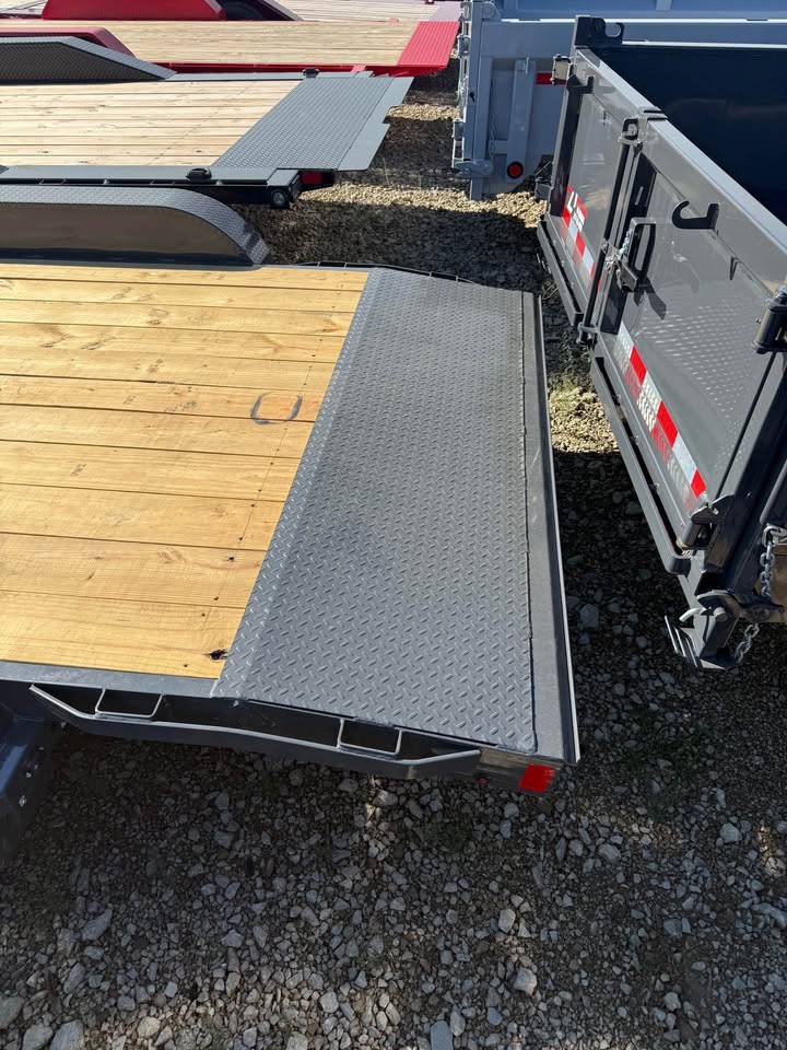 Lamar 83 x 16 Car Trailer - SKU 155789 - Image 6