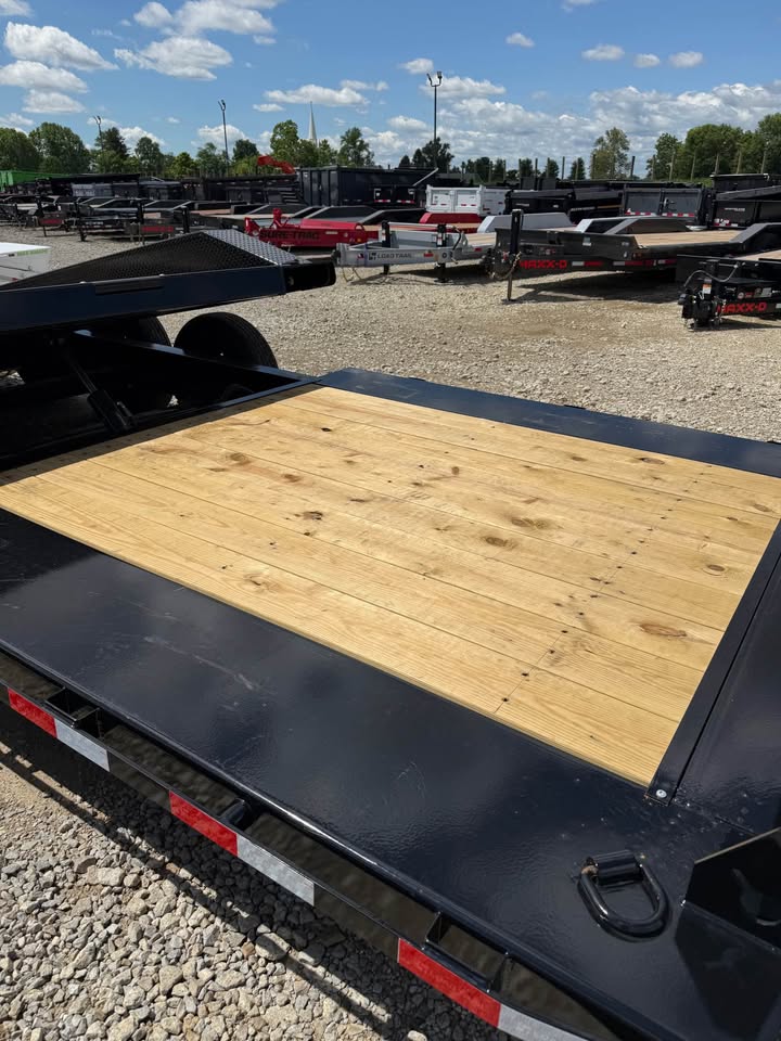 Load Trail 102 x 24 Split Tilt Equipment Trailer - SKU 386633 - Image 6
