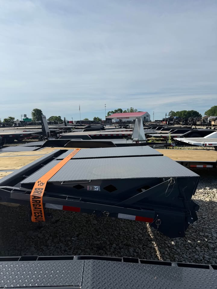 Lamar 102 x 32 Bumper Pull Flatbed Trailer - SKU 156418 - Image 6