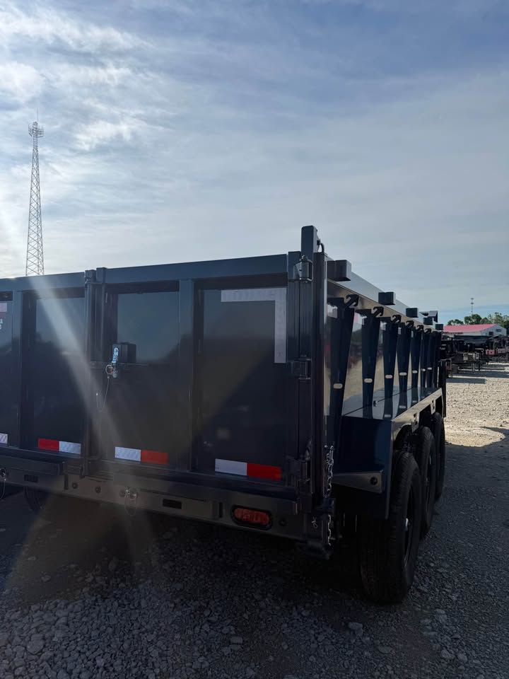 Lamar 83 x 16 Dump Trailer - SKU 156409 - Image 4