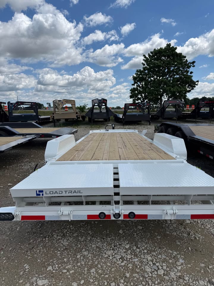 Load Trail 83 x 22 Car Trailer - SKU 387909 - Image 4
