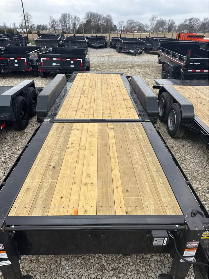 Load Trail 83 x 24 Split Tilt Equipment Trailer - SKU 385223 - Image 4