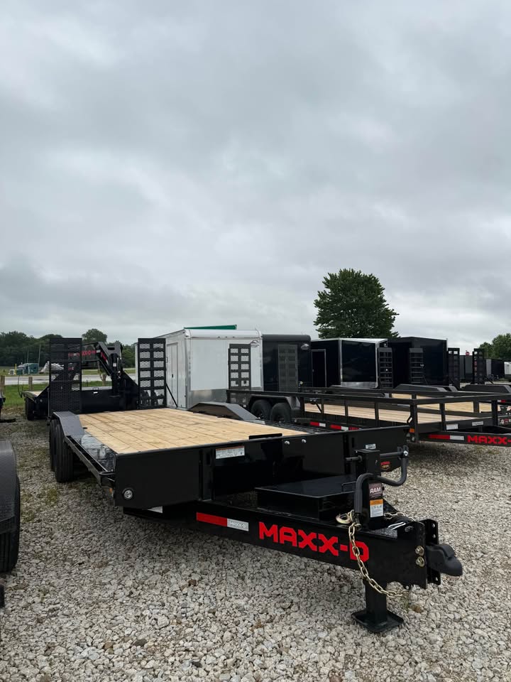 MAXX-D 102 x 24 Car Trailer - SKU 145472 - Image 2