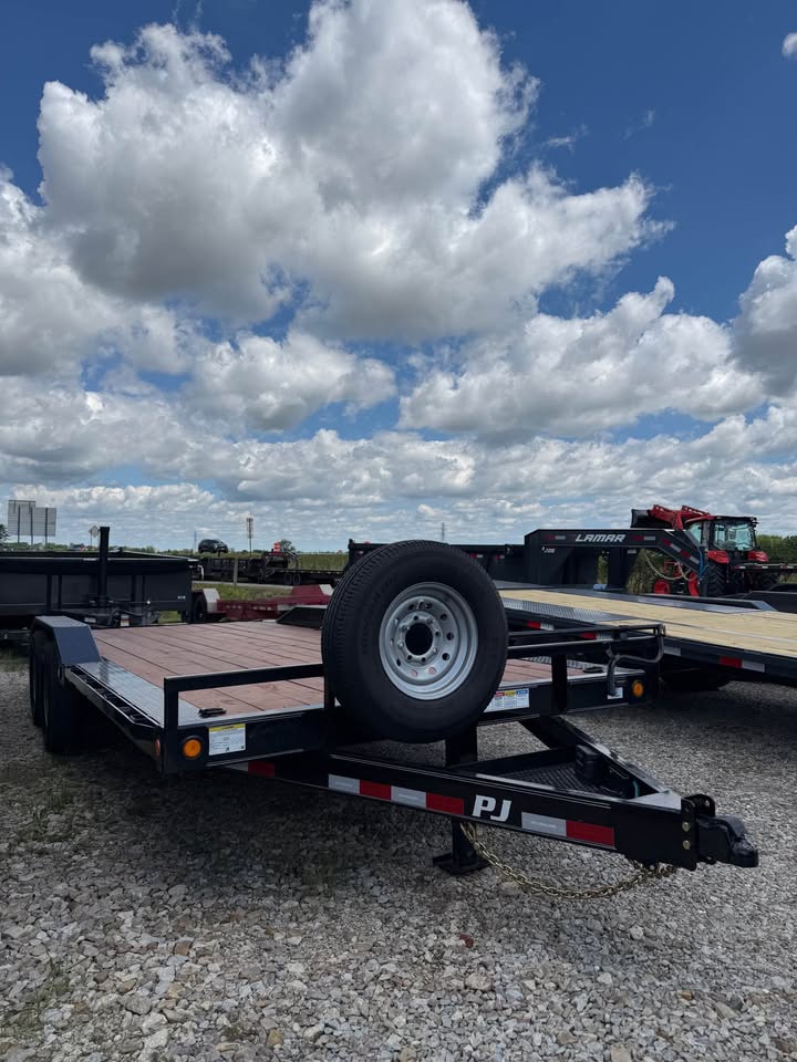 Pre-Owned PJ 102 x 20 Fender Equipment Trailer - SKU 059503 - Image 2