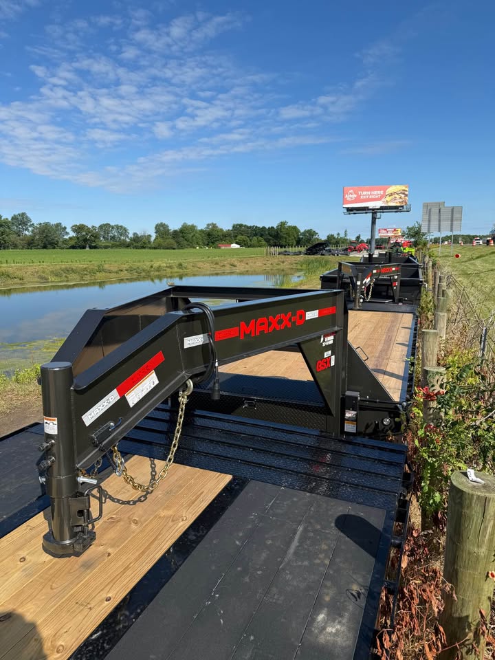 MAXX-D 102 x 25 Gooseneck Flatbed Trailer - SKU 144781 - Image 2