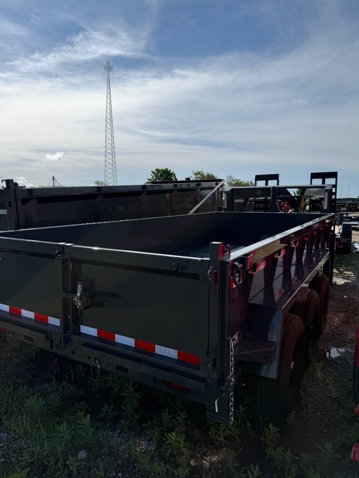 Lamar 83 x 16 Dump Trailer - SKU 156406 - Image 3