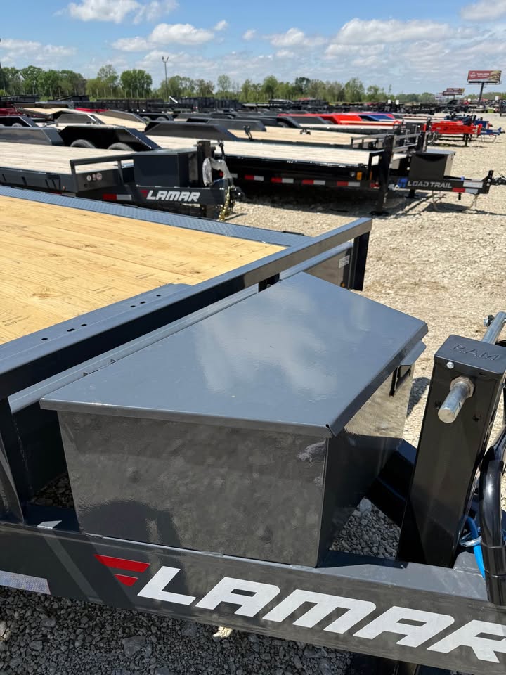 Lamar 102 x 32 Fender Equipment Trailer - SKU 156168 - Image 7