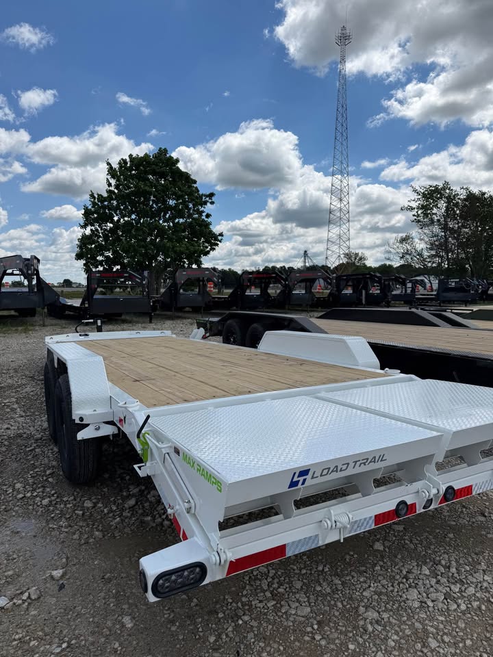 Load Trail 83 x 22 Car Trailer - SKU 387909 - Image 3
