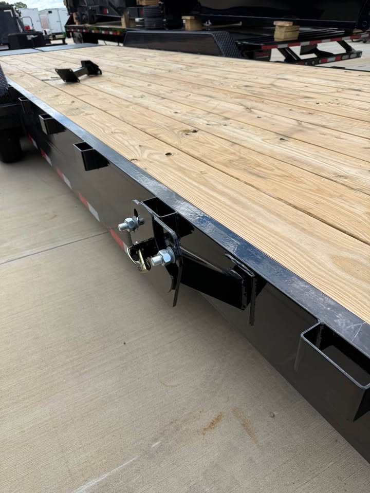 Load Trail 83 x 26 Car Trailer - SKU 384787 - Image 7