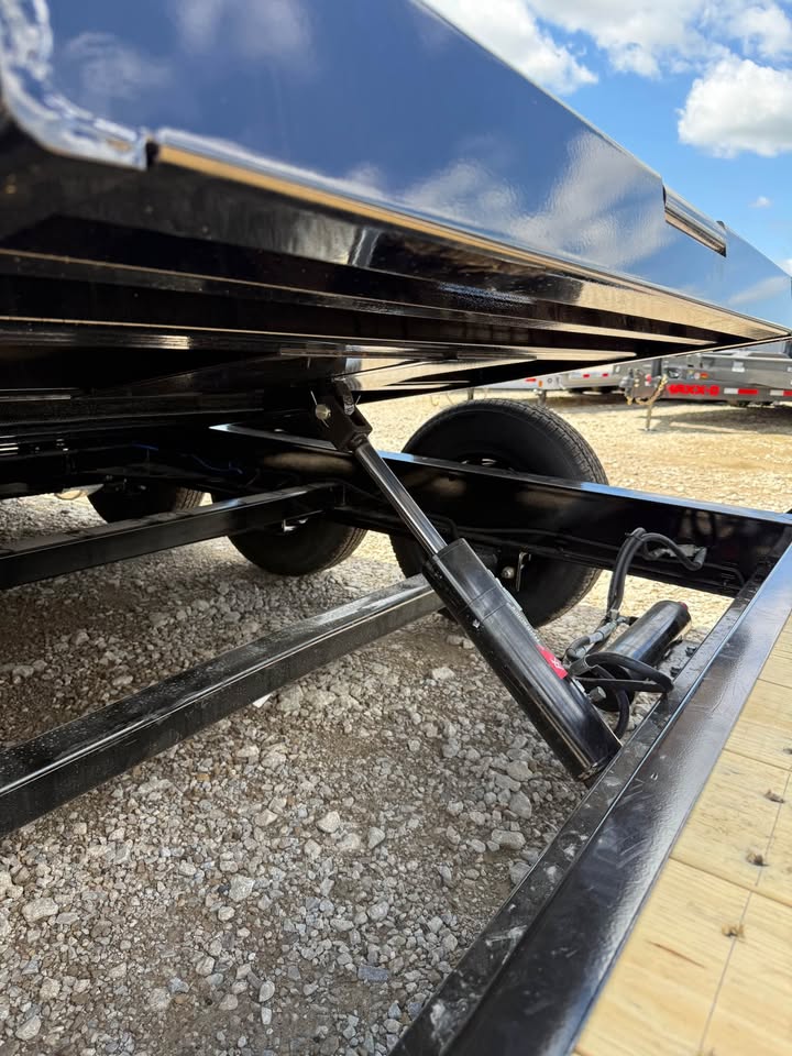 Load Trail 102 x 24 Split Tilt Equipment Trailer - SKU 386633 - Image 7