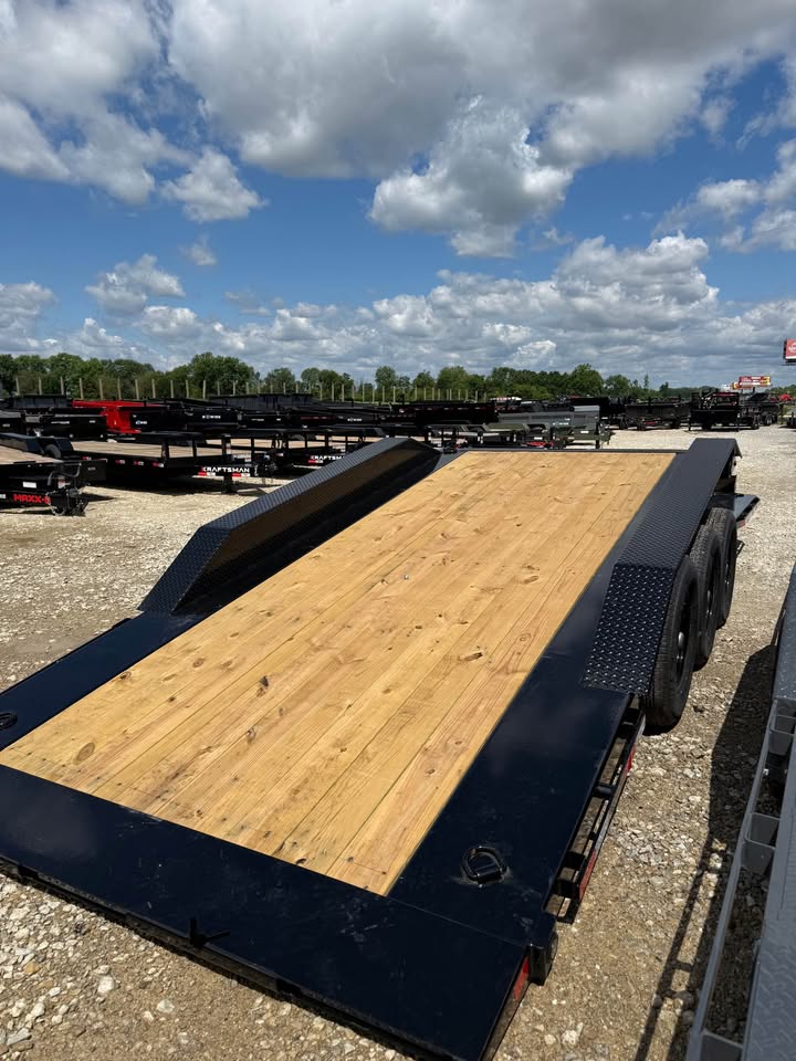 Load Trail 102 x 24 Split Tilt Equipment Trailer - SKU 386633 - Image 5