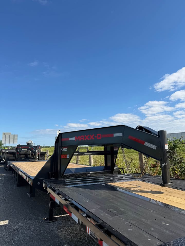 MAXX-D 102 x 25 Gooseneck Flatbed Trailer - SKU 144781