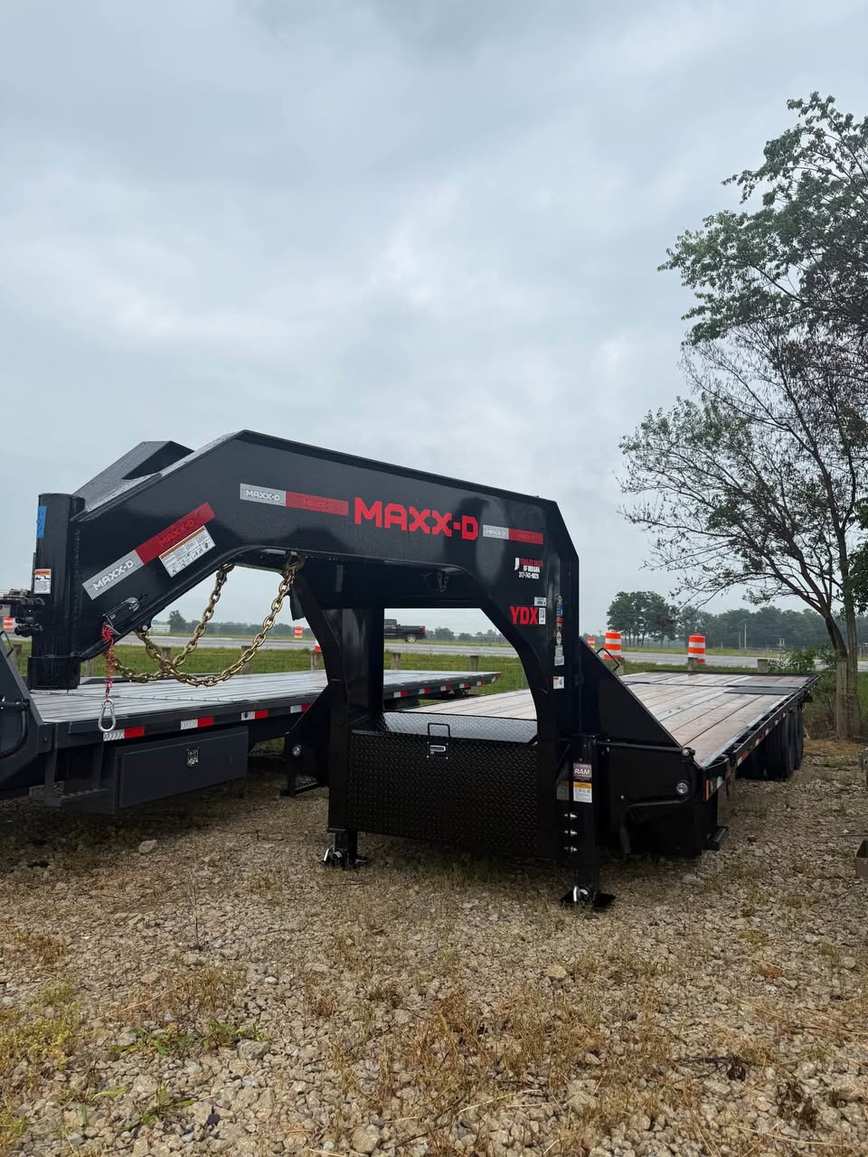 MAXX-D 102 x 32 Gooseneck Flatbed Trailer - SKU 142478 - Image 2