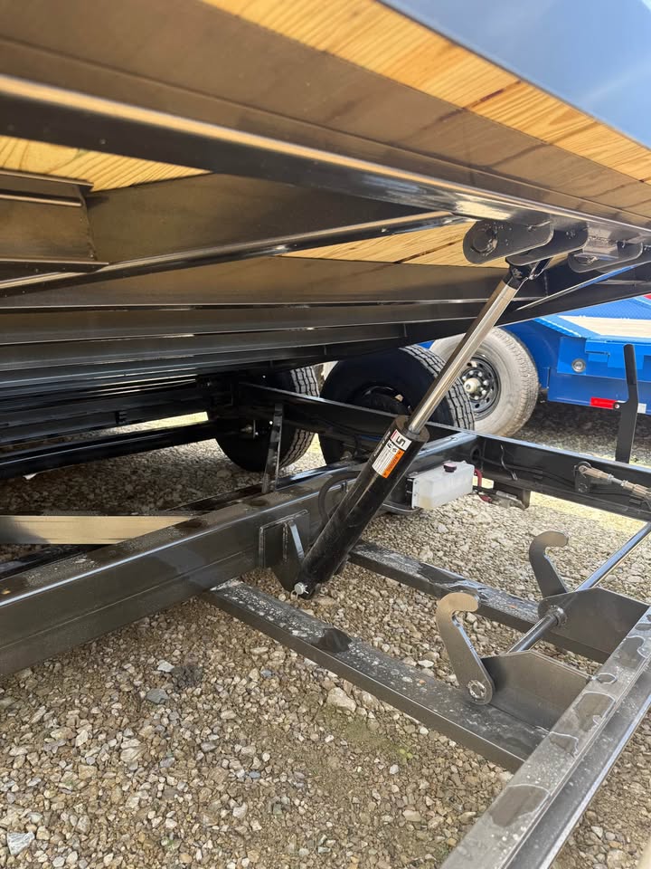 MAXX-D 102 x 22 Split Tilt Equipment Trailer - SKU 144507 - Image 8