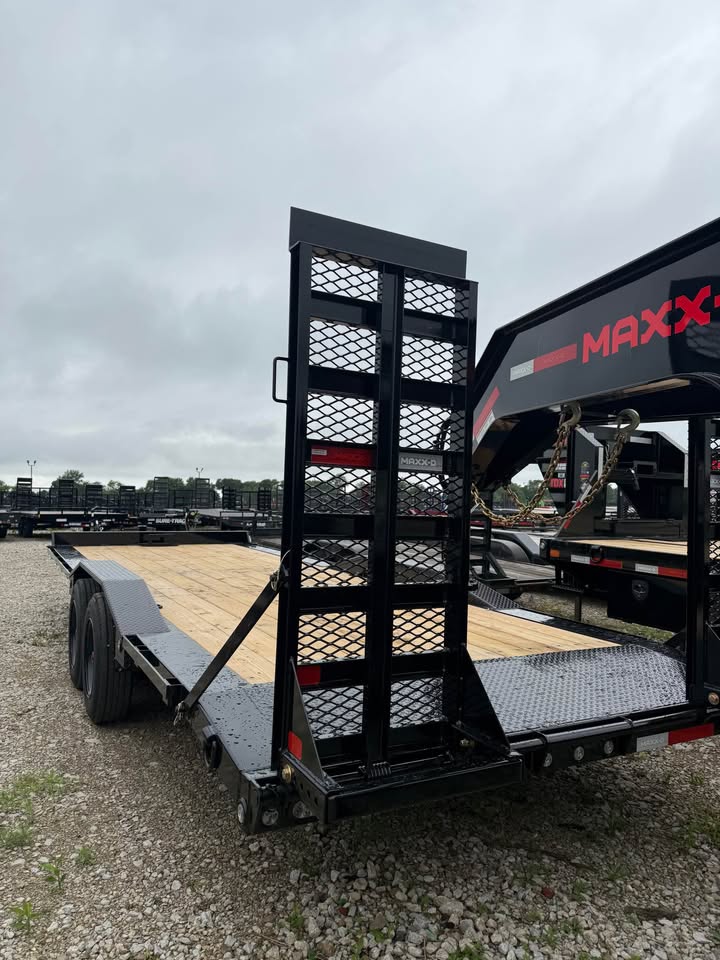 MAXX-D 102 x 24 Car Trailer - SKU 145472 - Image 3