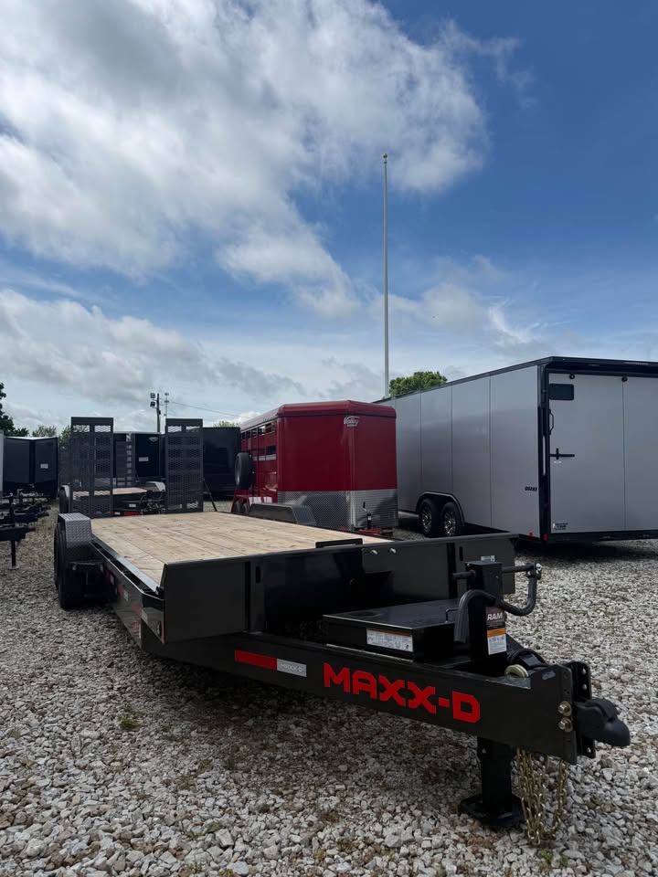 MAXX-D 83 x 24 Car Trailer - SKU 145328