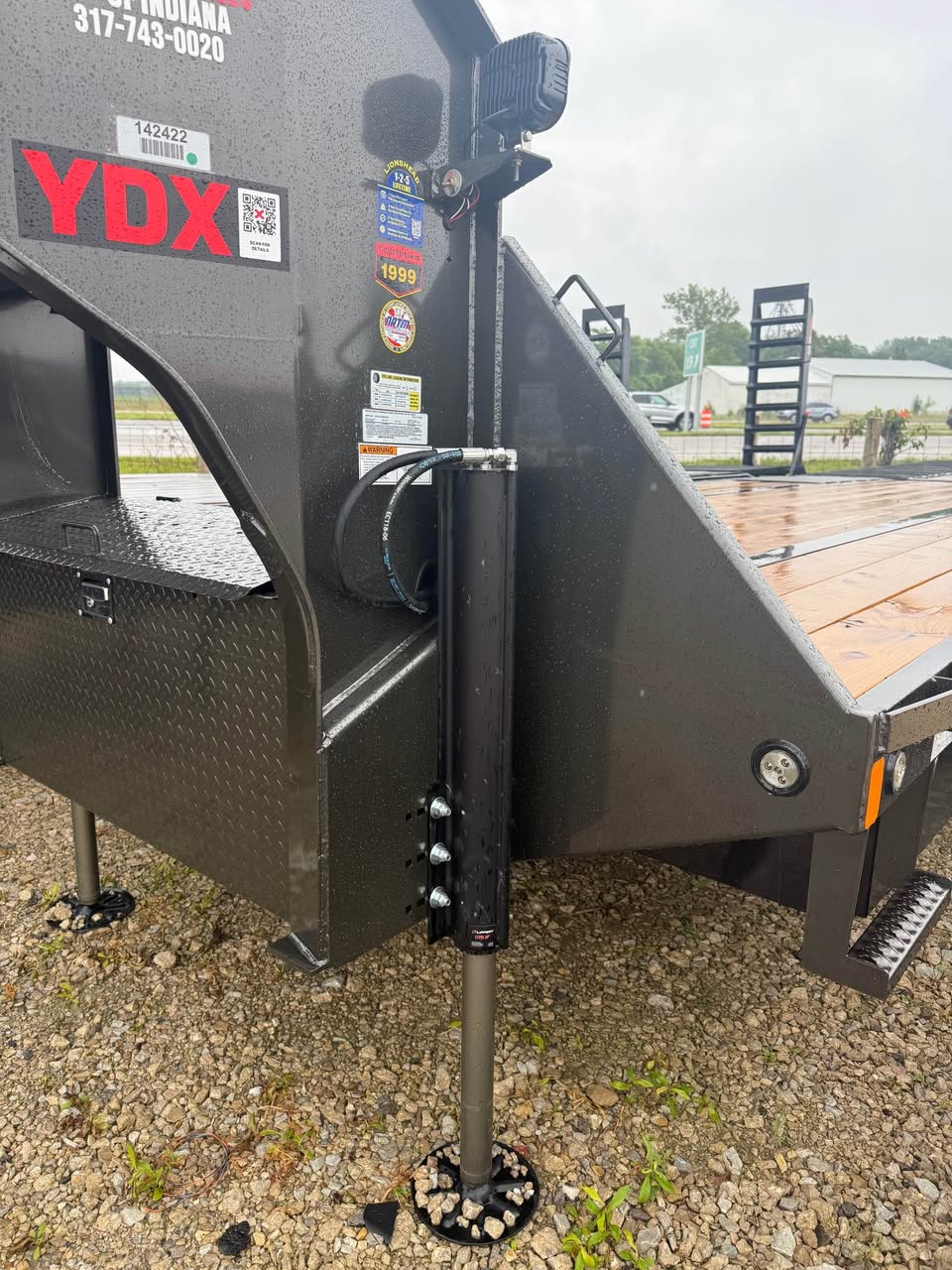 MAXX-D 102 x 32 Gooseneck Flatbed Trailer - SKU 142422 - Image 6