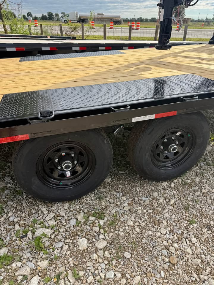 Sure Trac 102 x 20 Bumper Pull Flatbed Trailer - SKU 495131 - Image 7